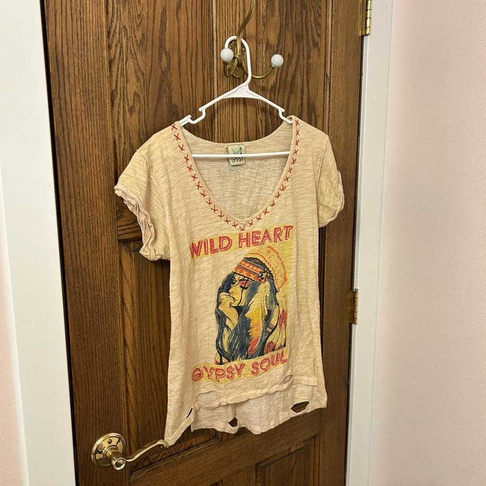 Jaded Gypsy Wild Heart Gypsy Soul Graphic Tee Small/Medium - Picture 2 of 10